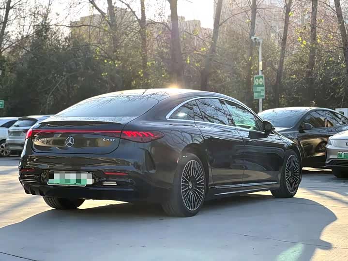 Фото 7 - Mercedes-Benz EQS