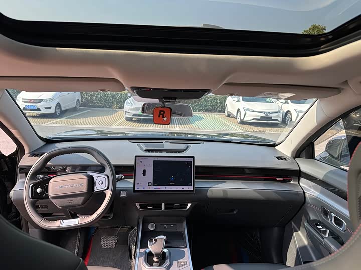 Фото 4 - Jetour Dashing