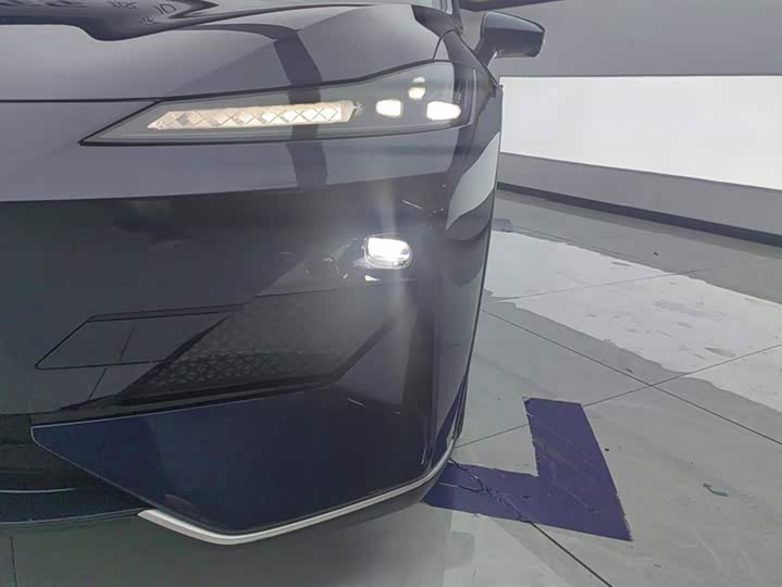 Фото 5 - Changan Deepal SL03