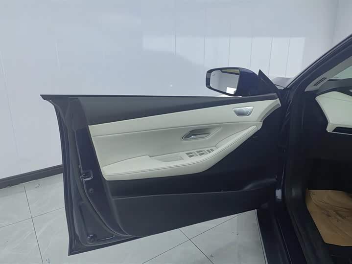 Фото 7 - Changan Deepal SL03