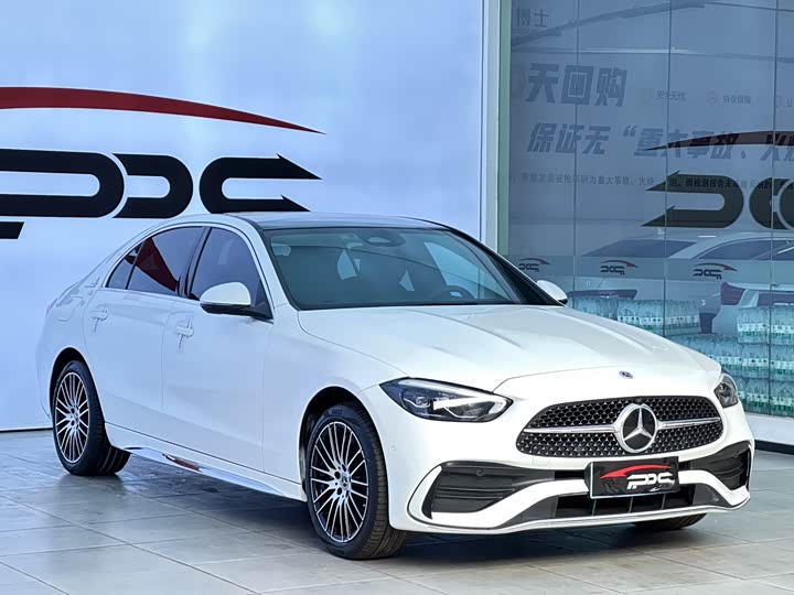 Фото 3 - Mercedes-Benz C-Class