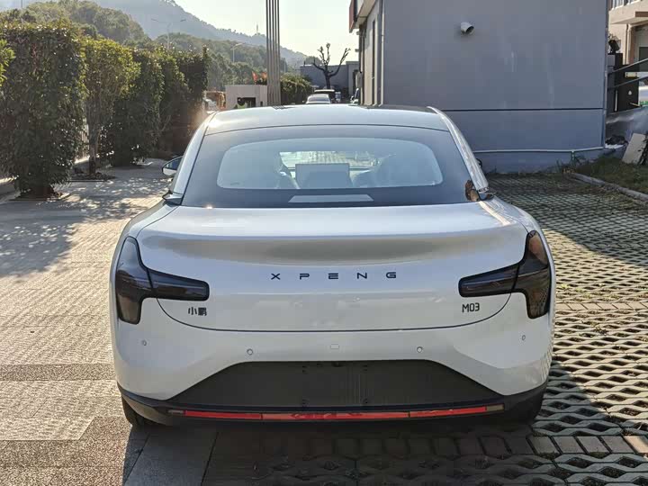Фото 7 - XPeng Mona M03