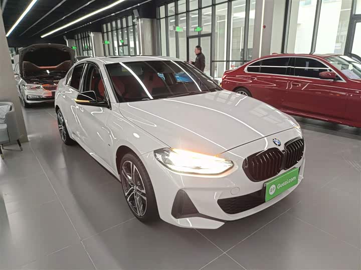 Фото 4 - BMW 1 Series