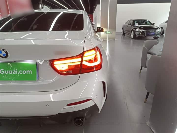 Фото 8 - BMW 1 Series