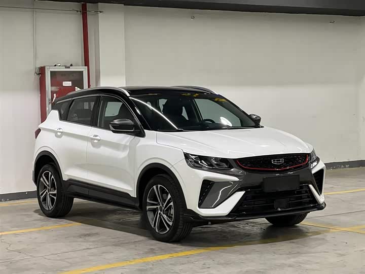 Фото 3 - Geely Coolray