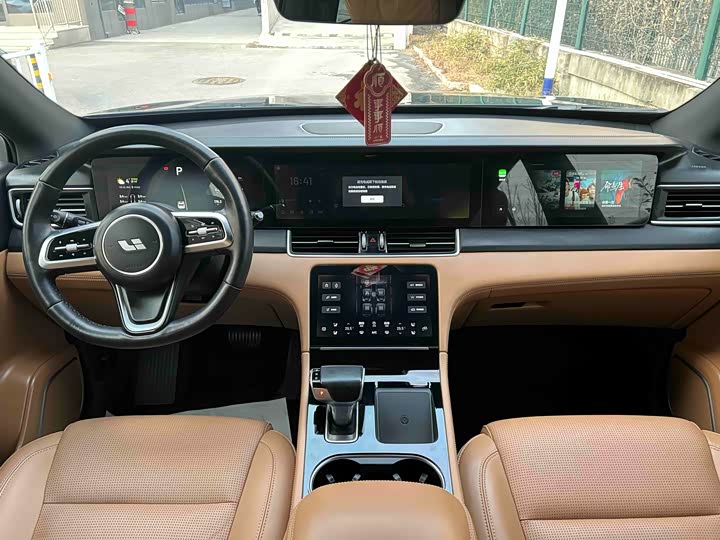 Фото 6 - LiXiang One