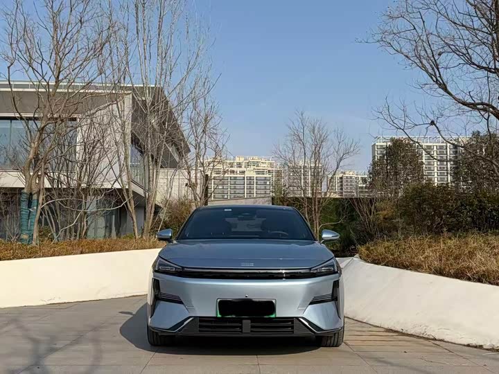 Фото 2 - Geely Galaxy L6