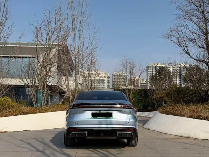 Фото 8 - Geely Galaxy L6