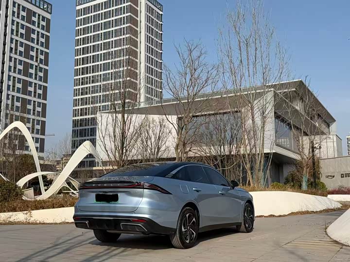 Фото 9 - Geely Galaxy L6