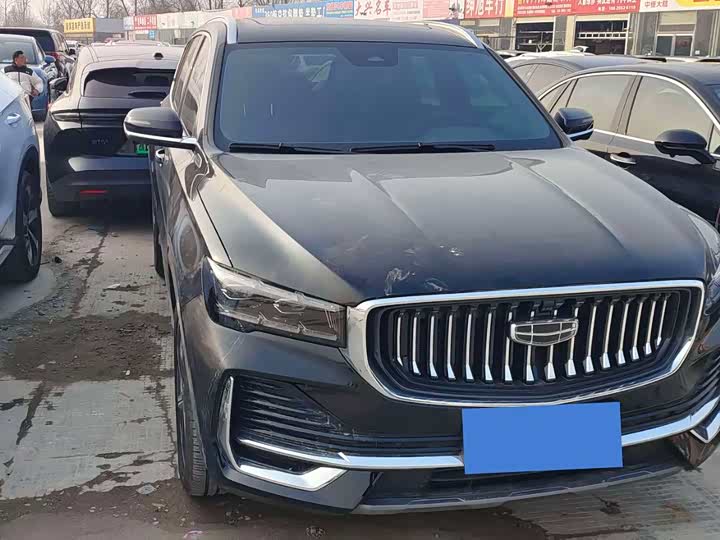 Фото 2 - Geely Monjaro