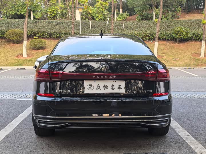 Фото 5 - Volkswagen Passat