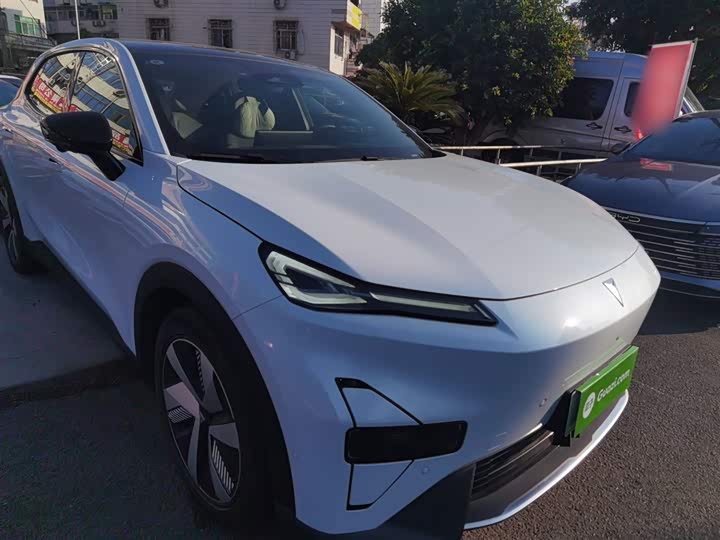 Фото 4 - Changan Deepal S05