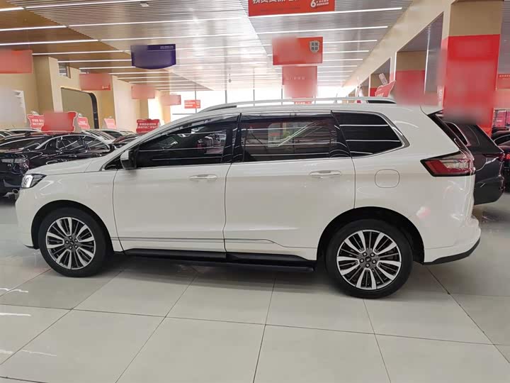 Фото 5 - Ford Edge