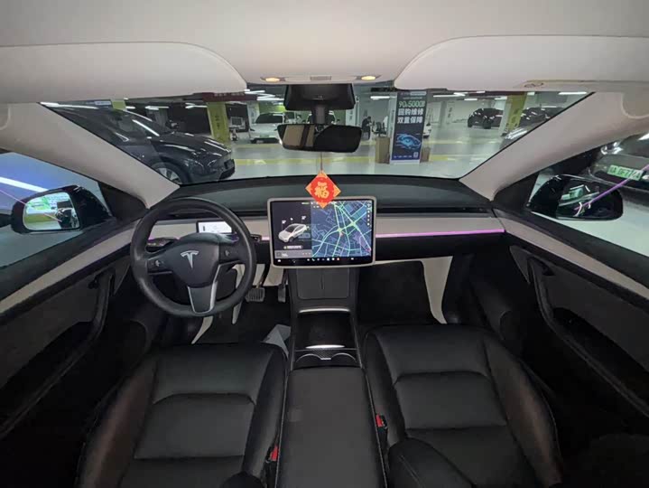 Фото 6 - Tesla Model Y