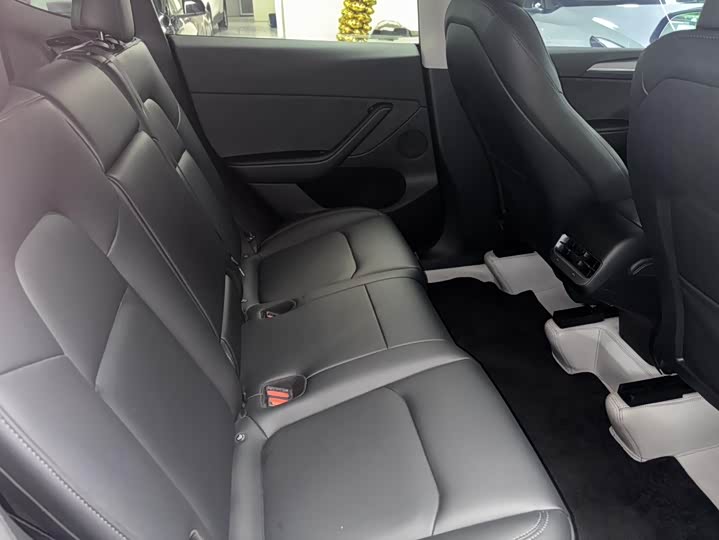 Фото 7 - Tesla Model Y