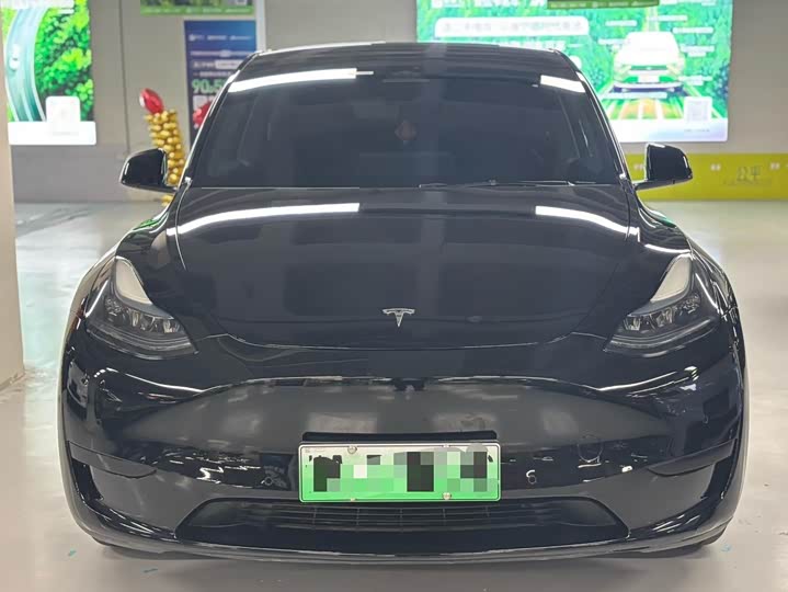 Фото 9 - Tesla Model Y