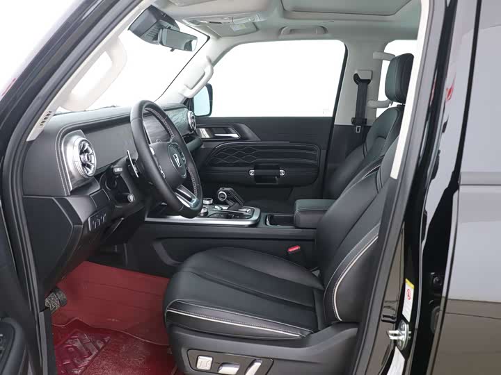 Фото 4 - Tank 300 Hybrid