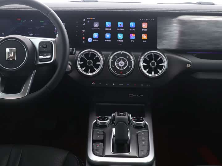 Фото 8 - Tank 300 Hybrid