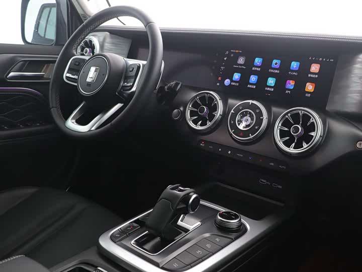 Фото 9 - Tank 300 Hybrid