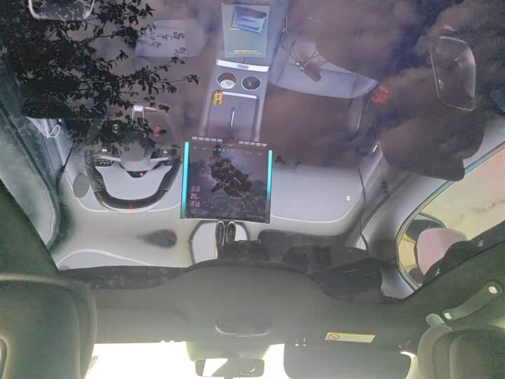 Фото 9 - Xiaomi YU7