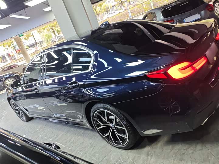 Фото 5 - BMW 5 Series