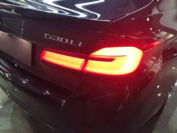 Фото 8 - BMW 5 Series