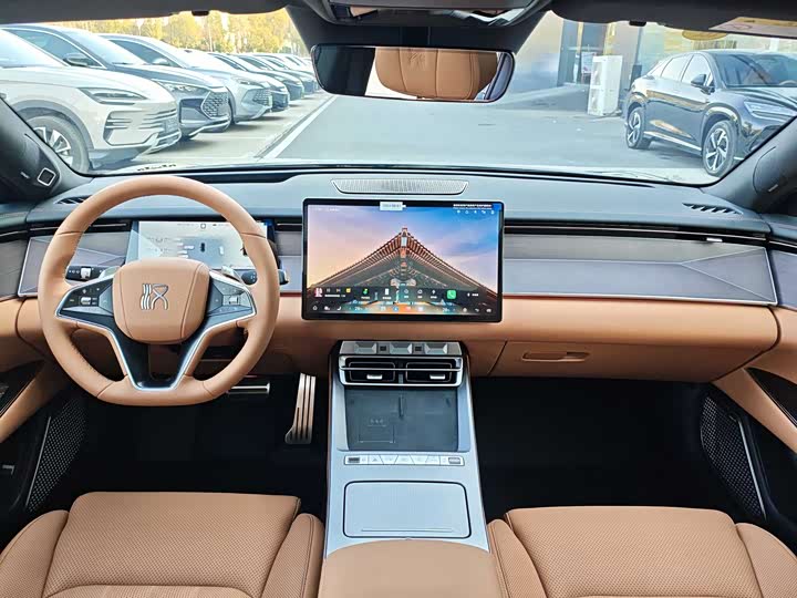 Фото 4 - BYD Han L