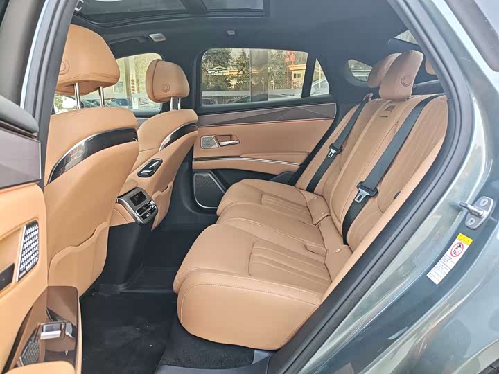 Фото 7 - BYD Han L