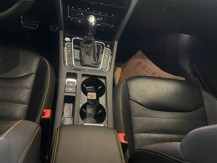 Фото 7 - Volkswagen CC