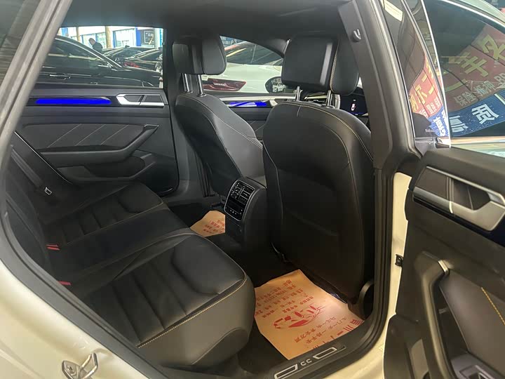 Фото 9 - Volkswagen CC