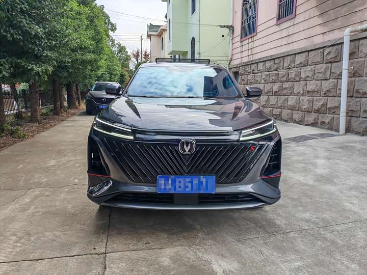 Фото 2 - Changan CS75 Plus