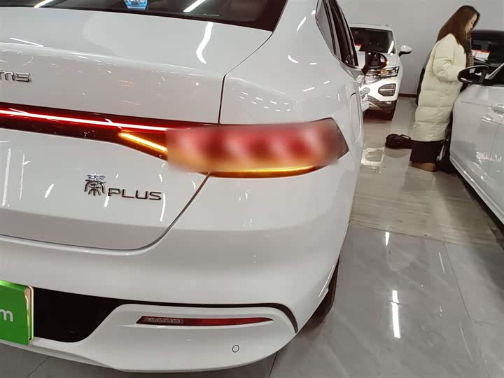 Фото 8 - BYD Qin Plus