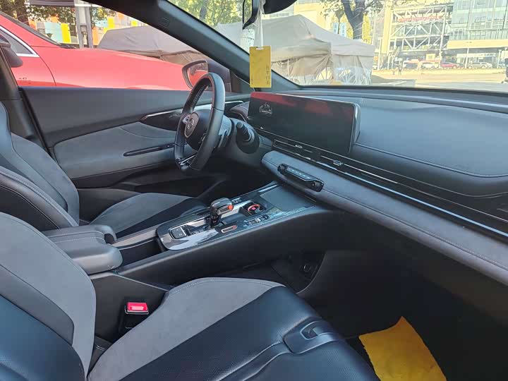 Фото 9 - GAC Trumpchi Empow R