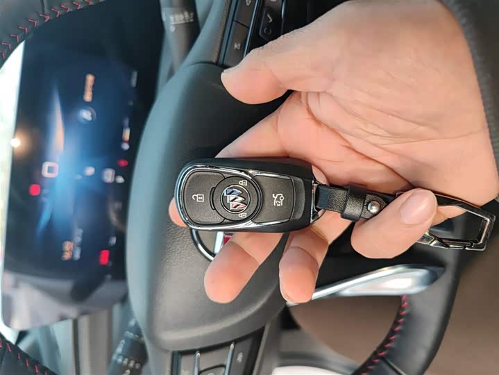 Фото 9 - Buick Verano