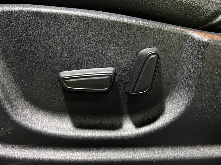 Фото 9 - Mazda CX-5