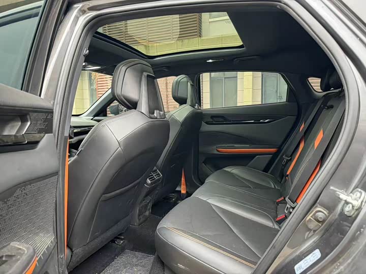 Фото 7 - Changan UNI-V