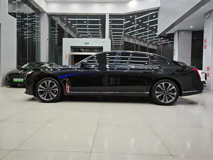 Фото 3 - Hongqi H9