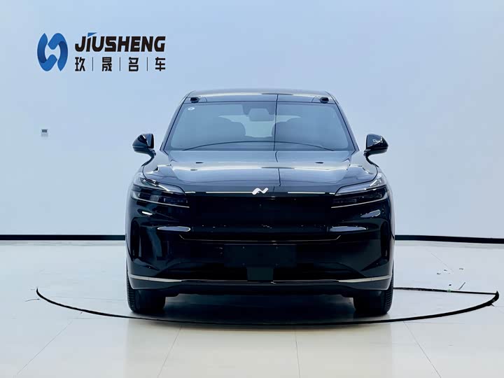 Фото 2 - Nio Onvo L90