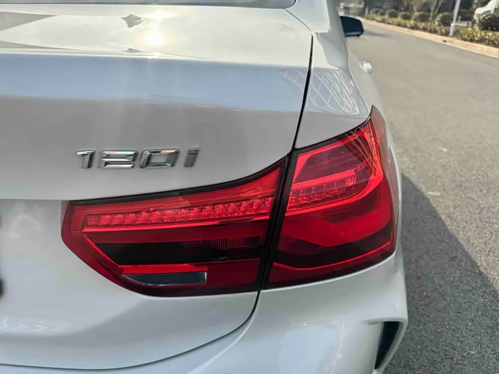 Фото 7 - BMW 1 Series