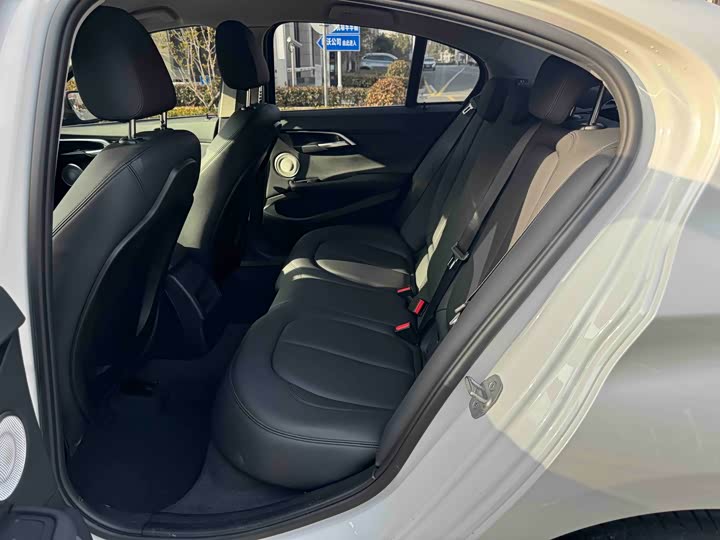 Фото 9 - BMW 1 Series