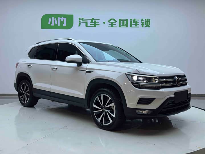 Фото 3 - Volkswagen Tharu