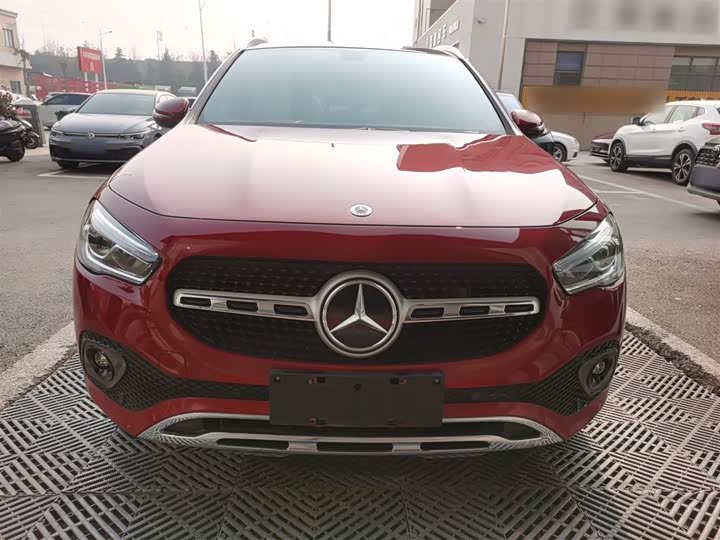 Фото 3 - Mercedes-Benz GLA-Class