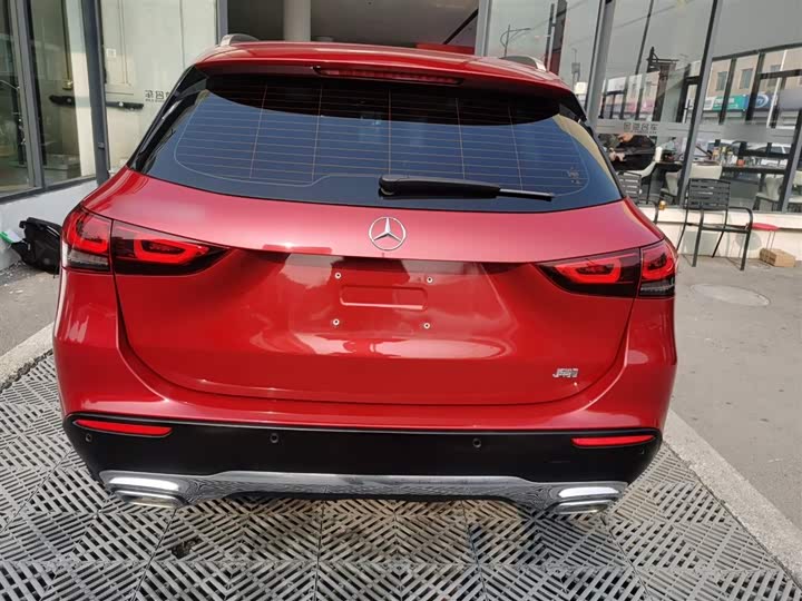 Фото 6 - Mercedes-Benz GLA-Class