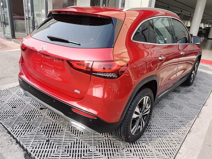 Фото 7 - Mercedes-Benz GLA-Class