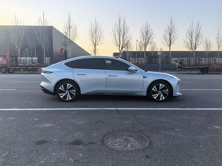 Фото 7 - Nio ET5