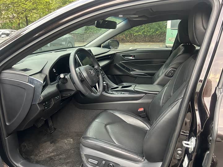 Фото 7 - Toyota Avalon