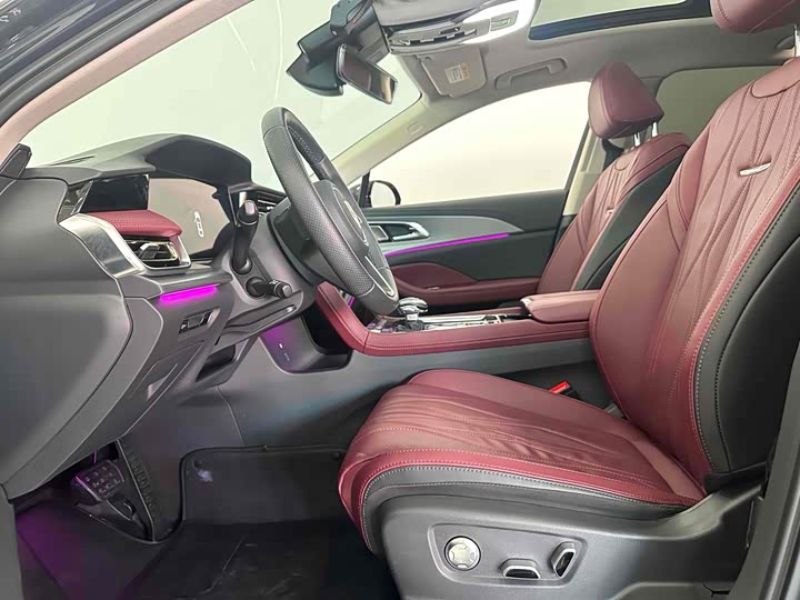 Фото 9 - Hongqi H5