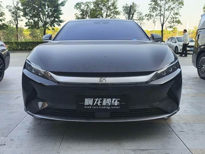 Фото 2 - BYD Han