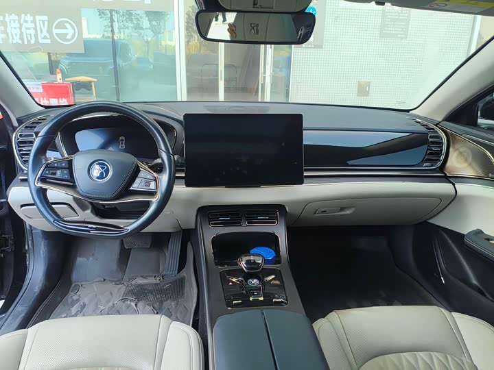 Фото 6 - BYD Han