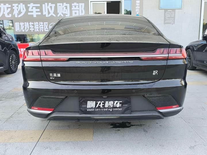 Фото 7 - BYD Han